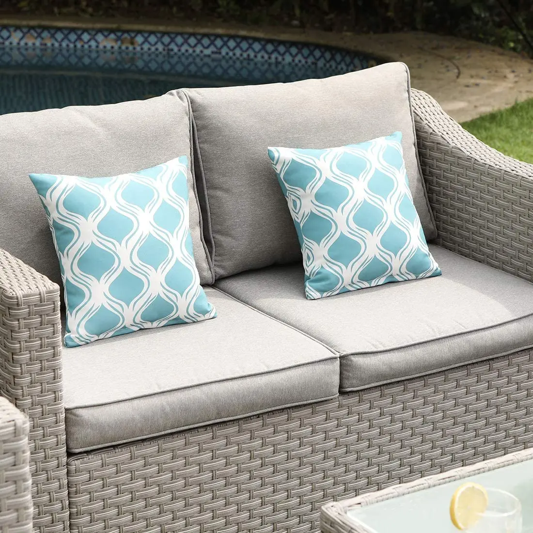 Outdoor Furniture Set With Fire Pit - -Muebles de exterior, sofá seccional de